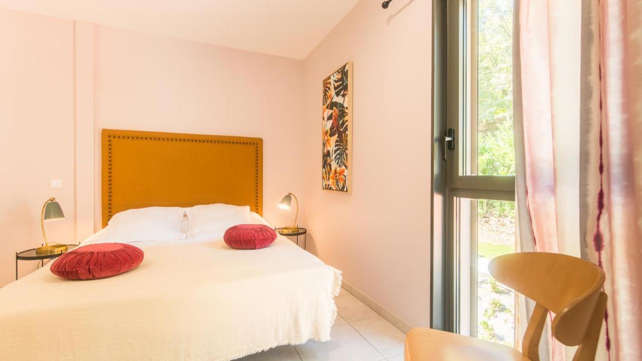 Le Soleil Levant avec balcon et parking privé, 2 adultes et 1 enfant Sarlat Exterior foto
